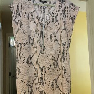 Woman’s Express Blouse Size L